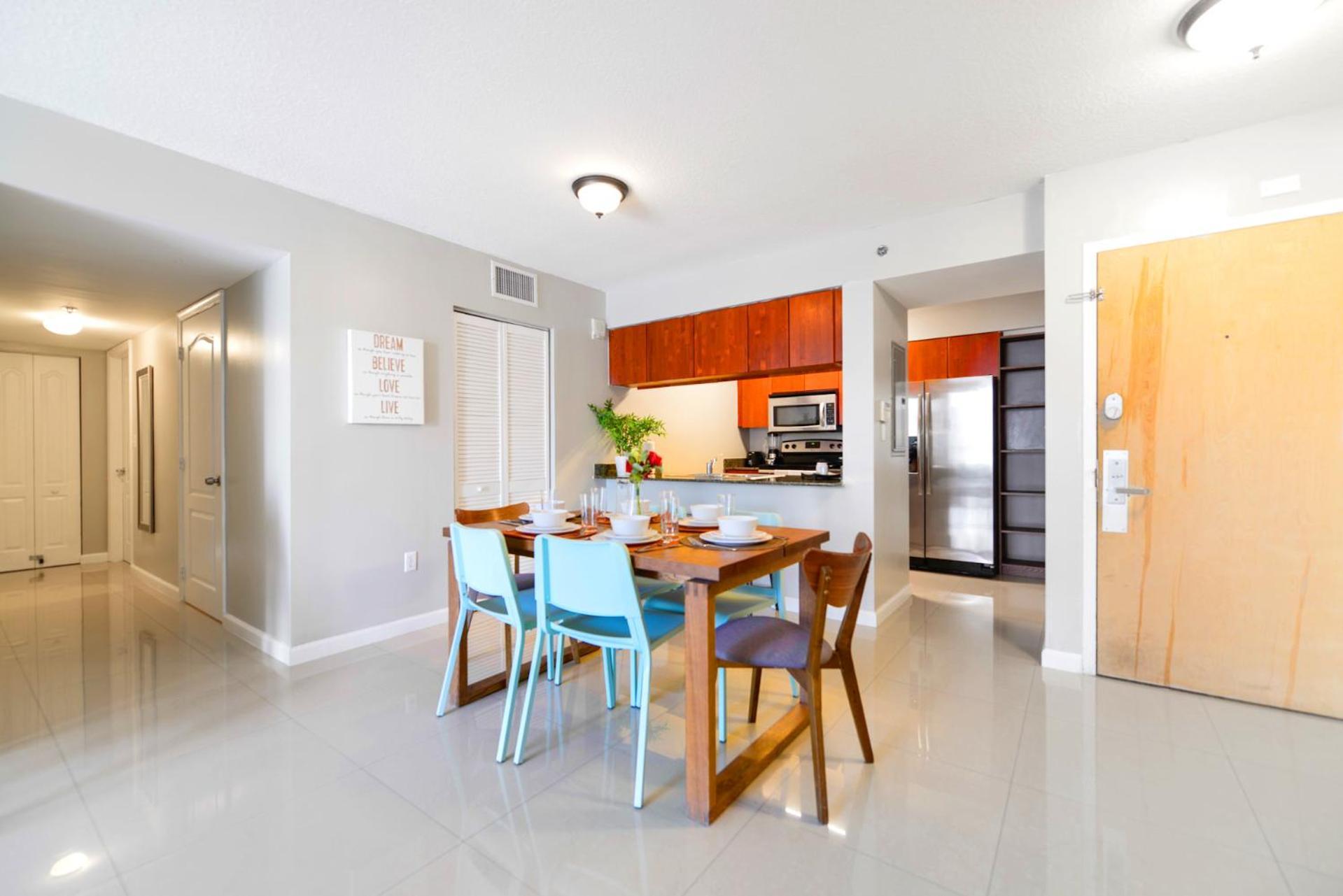 Apartment Stylish Brickell With Amenities Miami