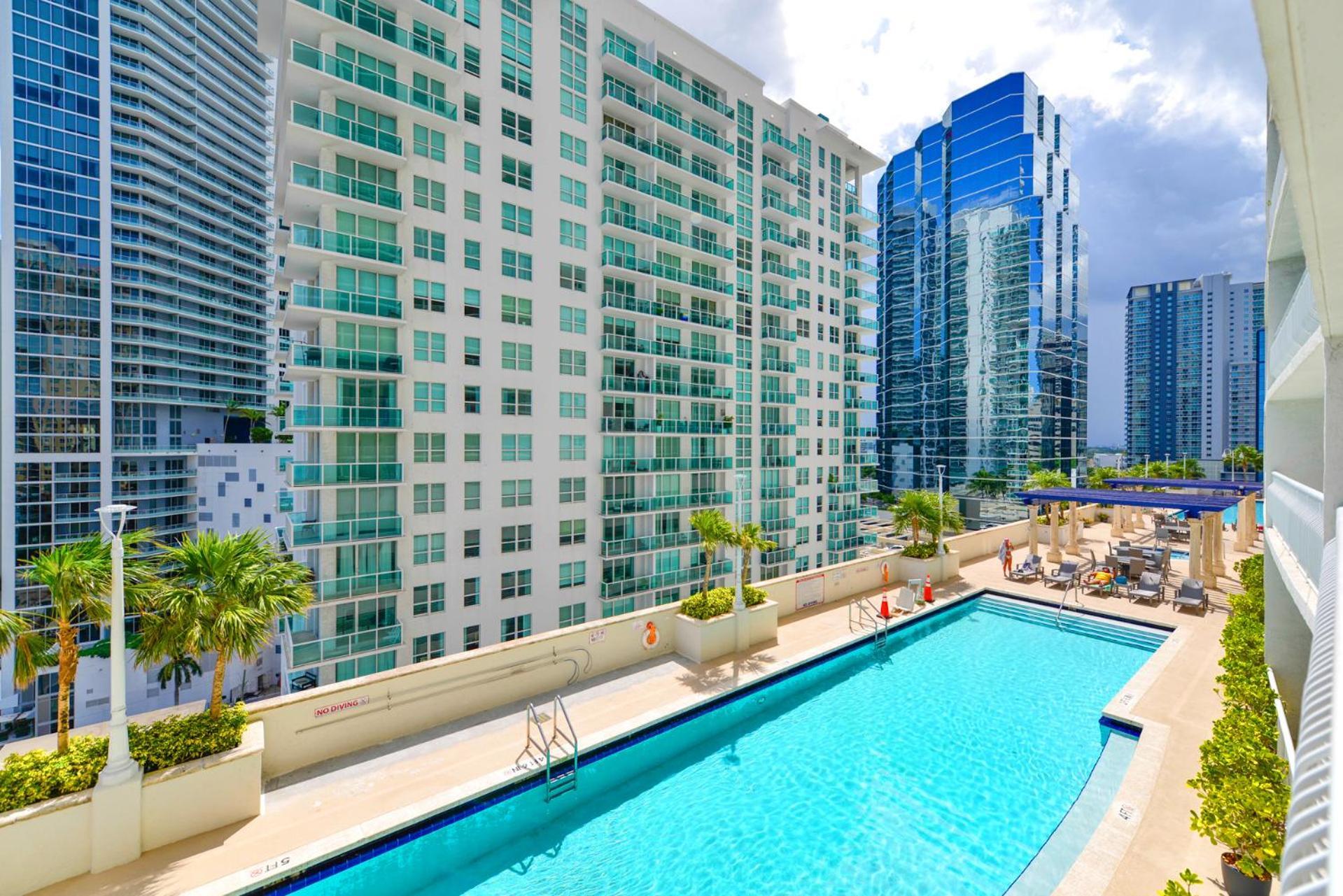 Stylish Brickell With Amenities Apartment